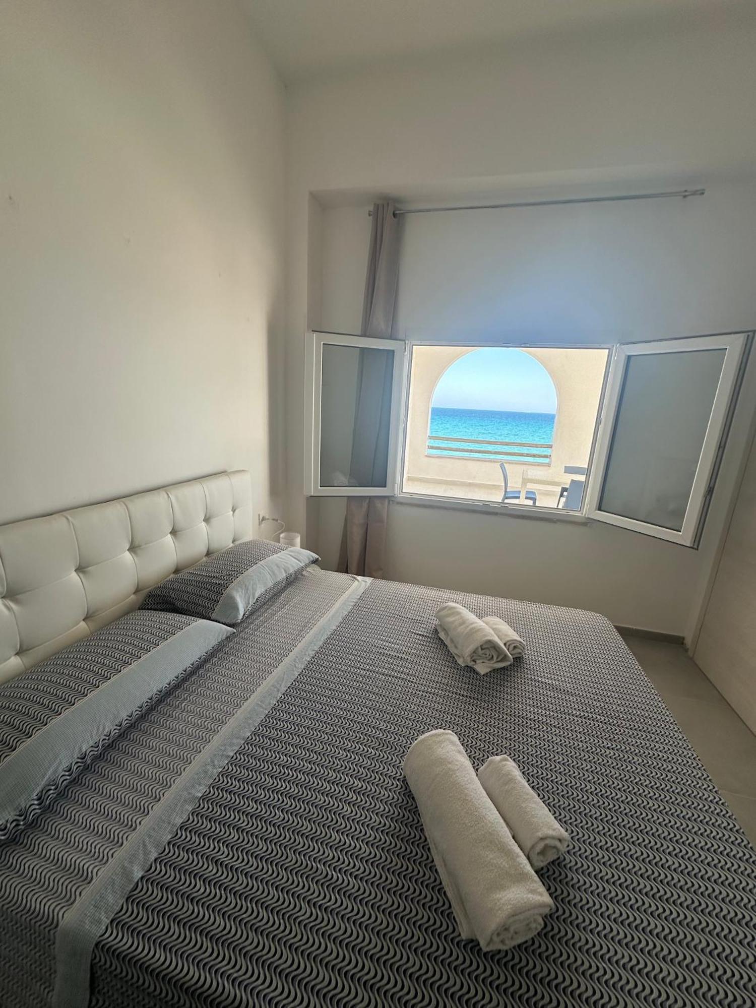 Hotel La Riva à Lido di Noto Extérieur photo